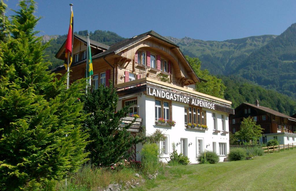 Hotel Alpenrose Beim Ballenberg Hofstetten bei Brienz Exterior foto